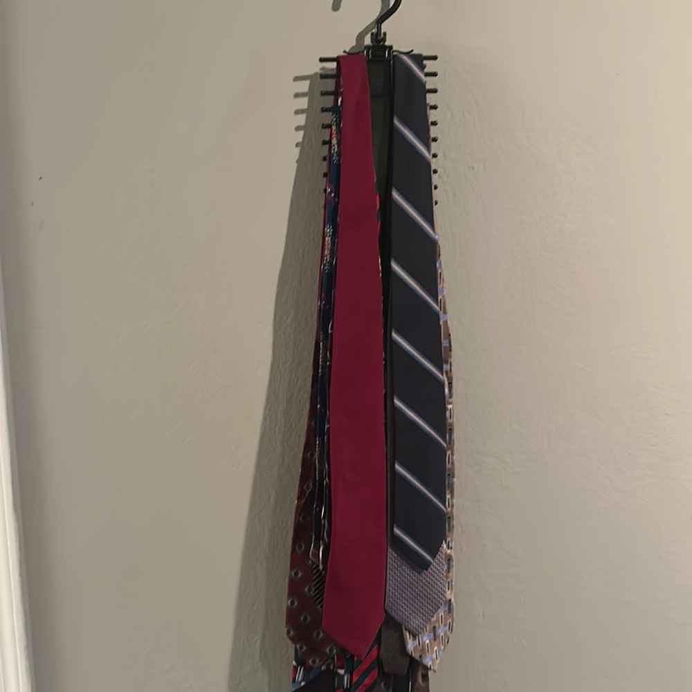 Vintage assorted ties